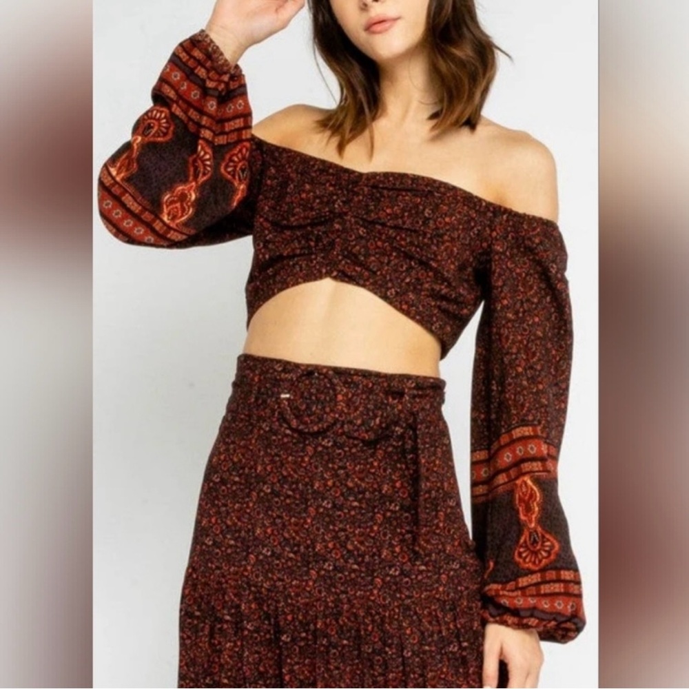 NWT Olivaceous Boho Floral Off Shoulder Crop Top Small Bell Sleeve Cottagecore